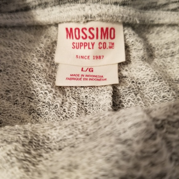 **FREE**Mossimo shorts **FREE** - Picture 2 of 3